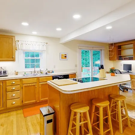 Villa Cape Me Away Gilford Exterior foto