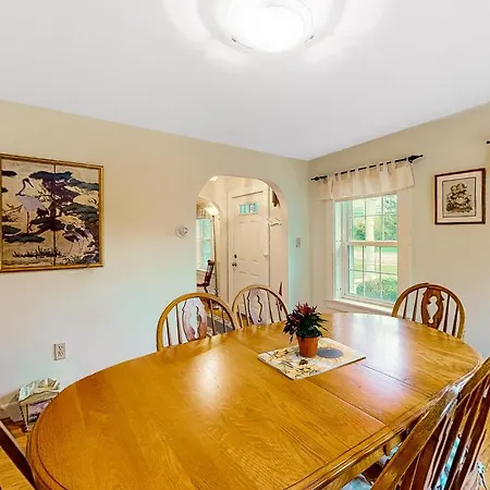 Villa Cape Me Away Gilford Exterior foto